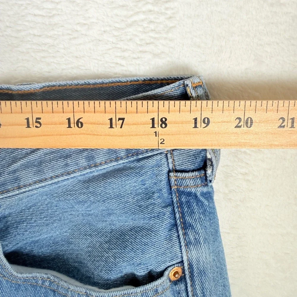 Levis iconic levi